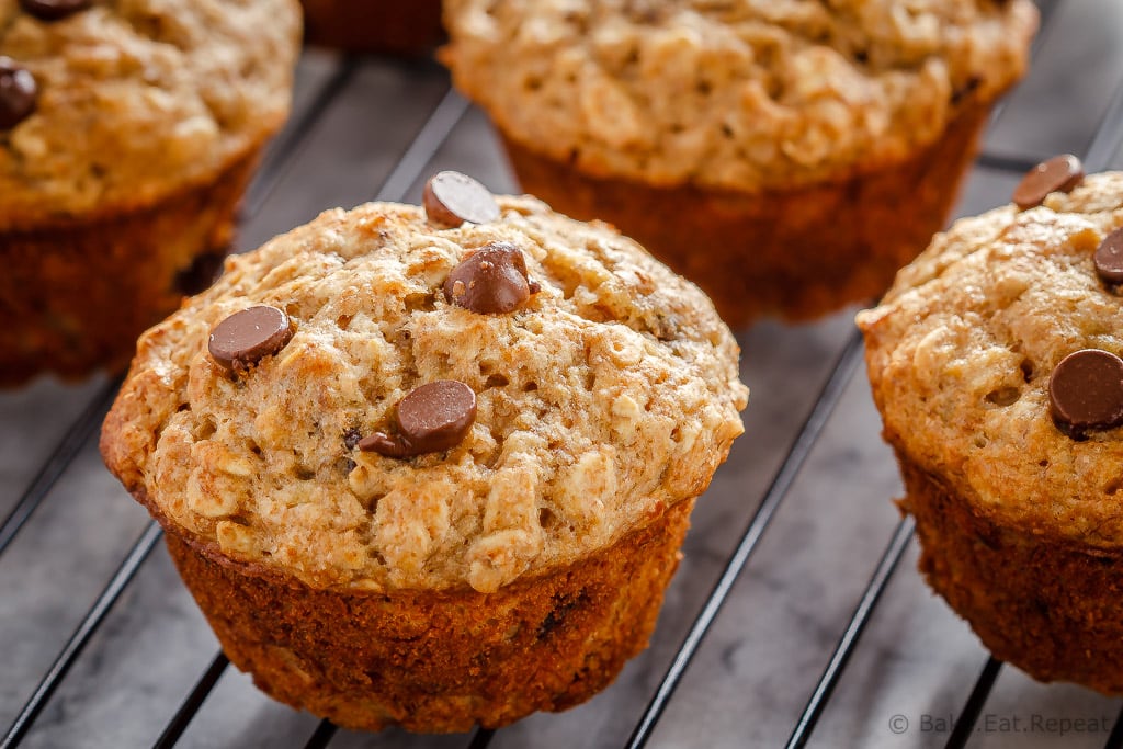 Oat muffins with chocolate chips