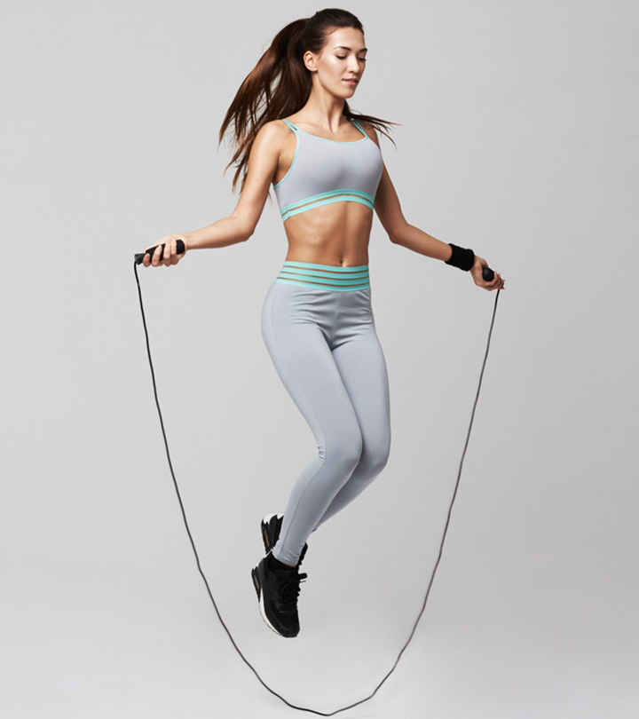 Using a jumping rope is a great way to get a good exercise. 